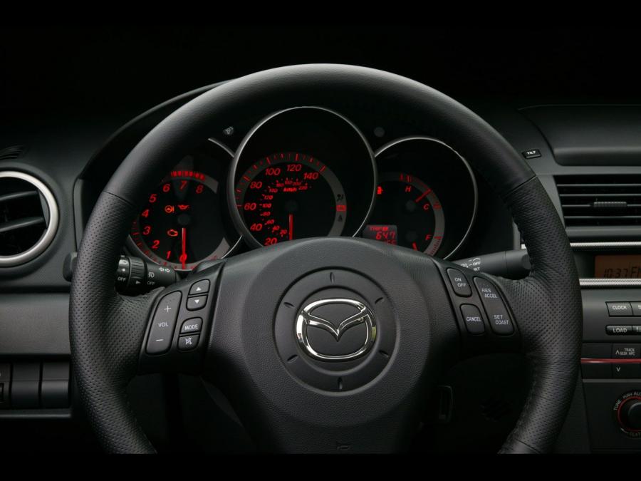  Mazda3 2004 года  (фото 8 из 23)